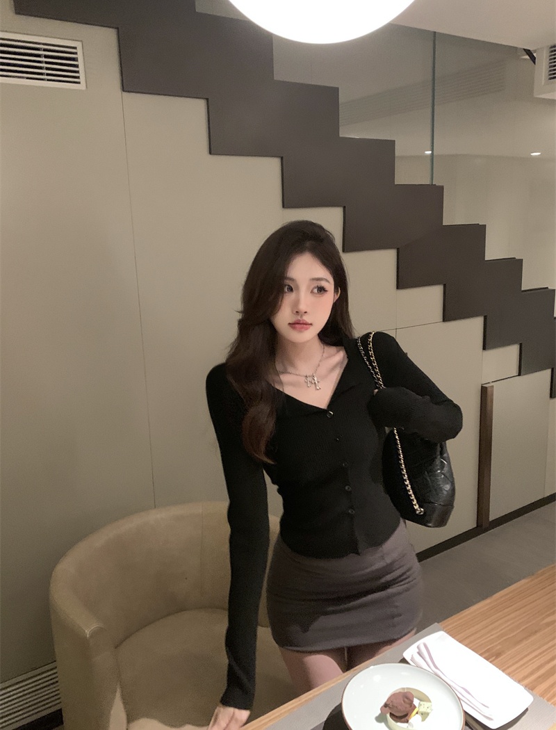 Niche slim bottoming shirt retro knitted coat