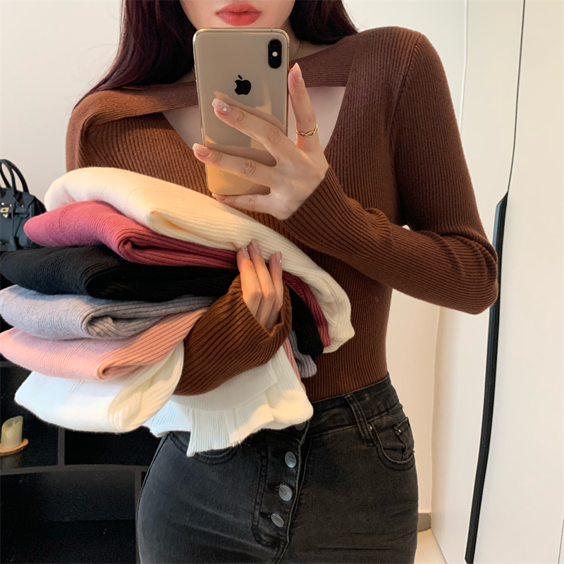 Niche sexy slim knitted autumn V-neck bottoming tops