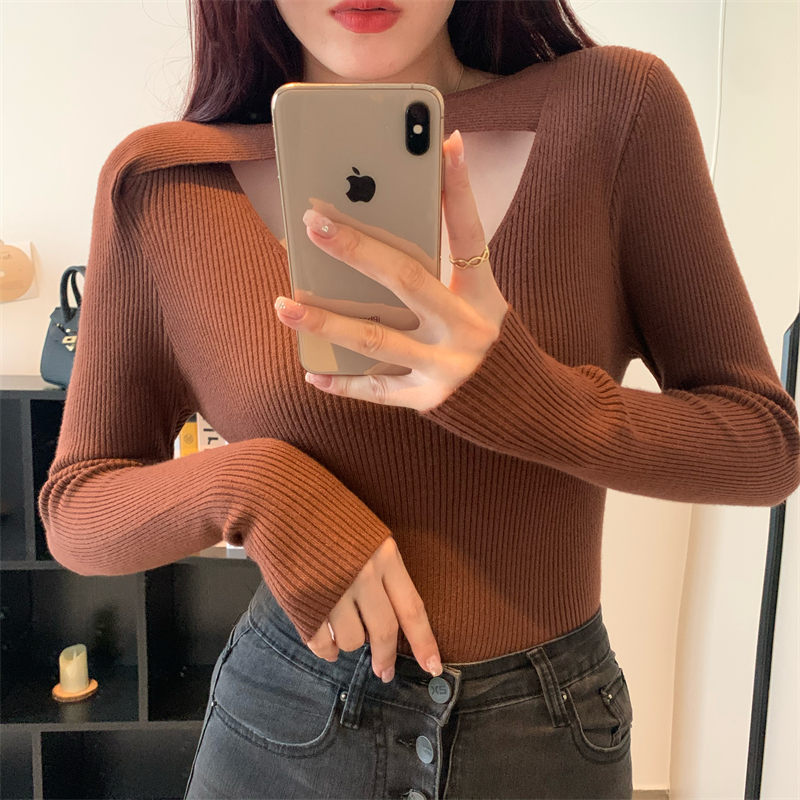 Niche sexy slim knitted autumn V-neck bottoming tops