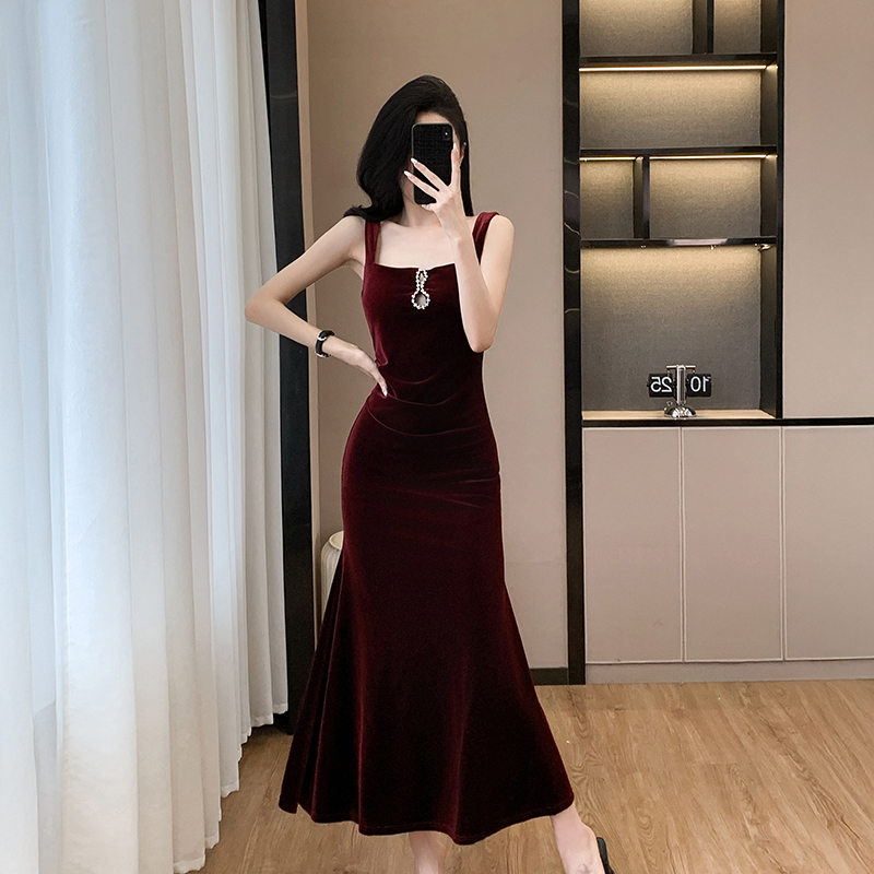 Velvet bottoming long dress inside the ride slim dress