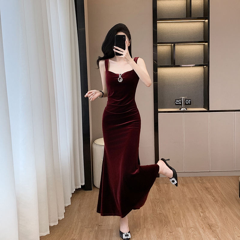 Velvet bottoming long dress inside the ride slim dress