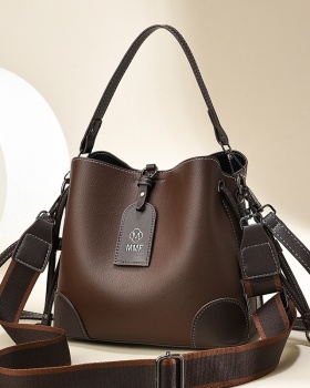 Shoulder bucket bag retro messenger bag for women