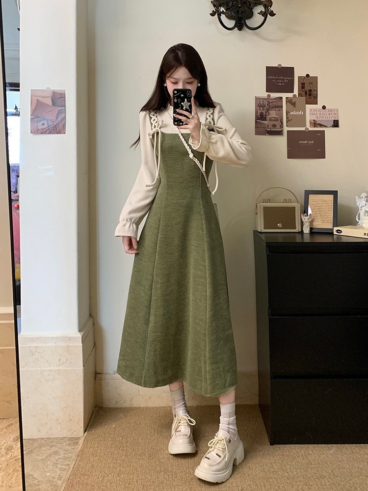 Retro autumn and winter large yard slim wood ear collar dress