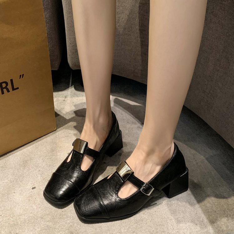 Square head fashion thick shoes small autumn leather shoes