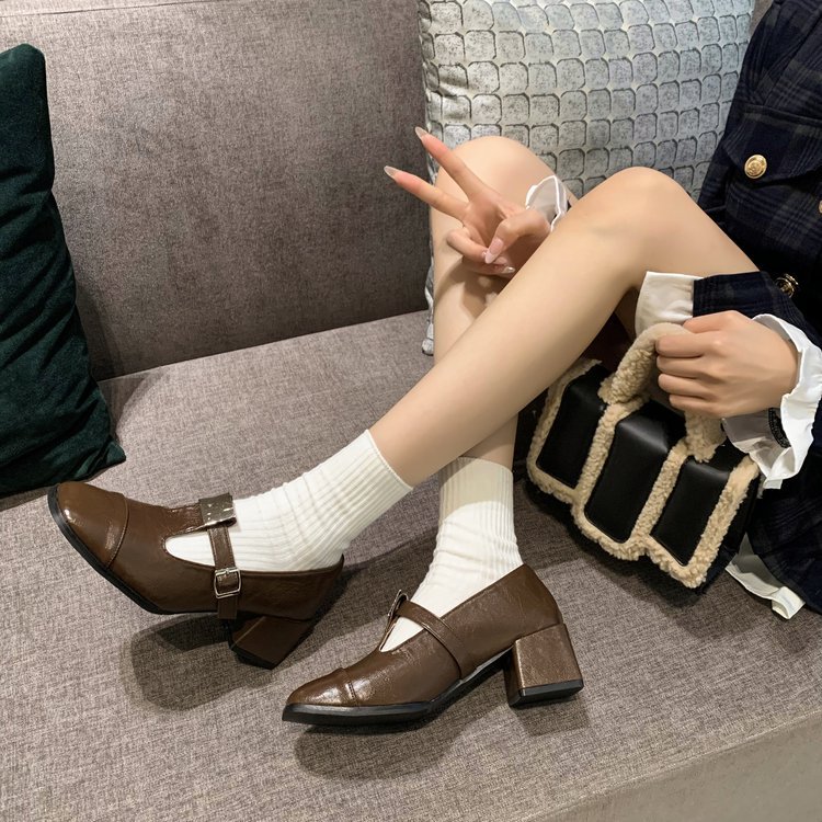 Square head fashion thick shoes small autumn leather shoes