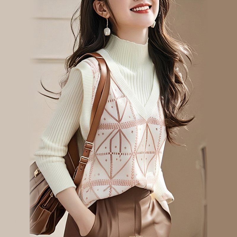 Half high collar knitted bottoming shirt Pseudo-two sweater