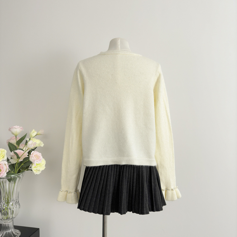 Spring and autumn cardigan sweater for women