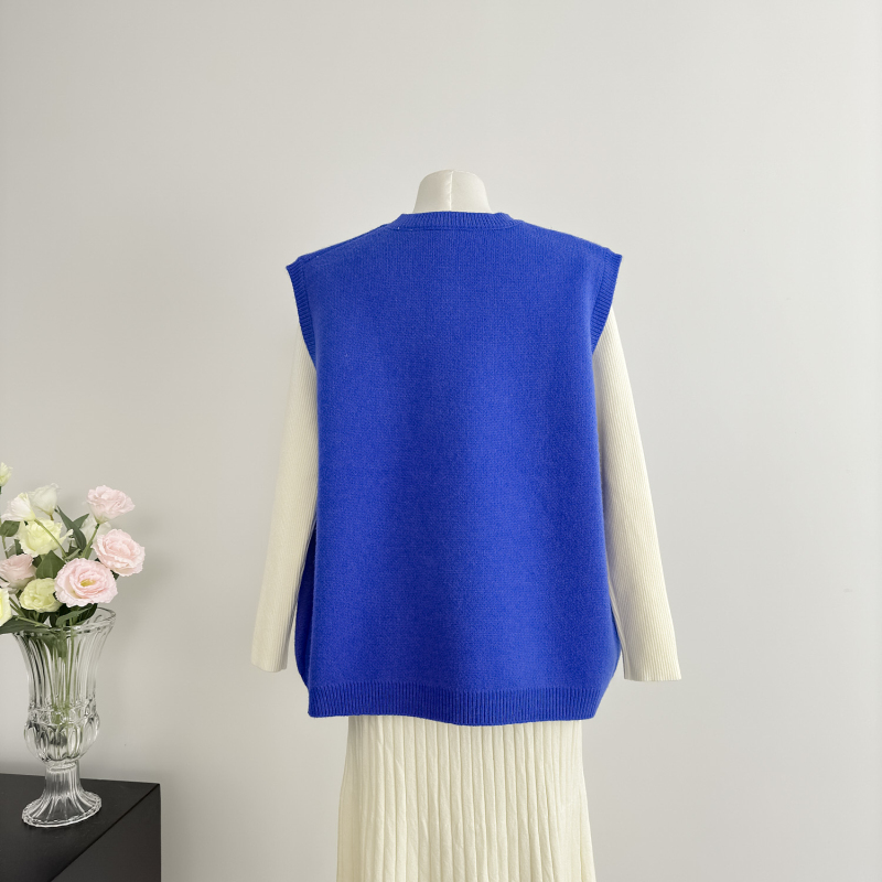 Knitted waistcoat Korean style sweater for women