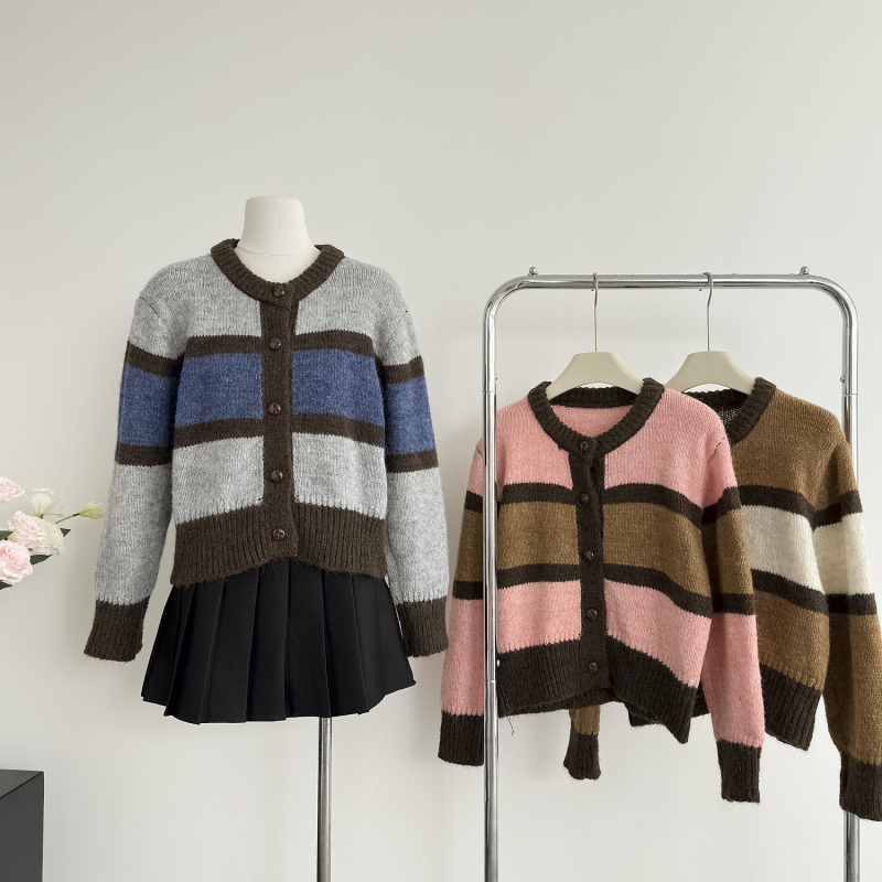 Wool winter cardigan knitted inside the ride tops for women