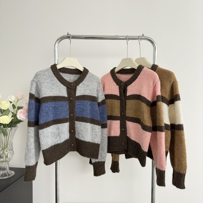 Wool winter cardigan knitted inside the ride tops for women