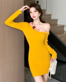 Flowers sweetheart dress sloping shoulder sweater dress