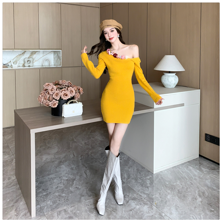 Flowers sweetheart dress sloping shoulder sweater dress