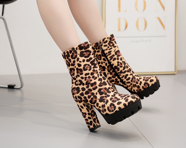 Low cylinder leopard boots thick half Boots for women