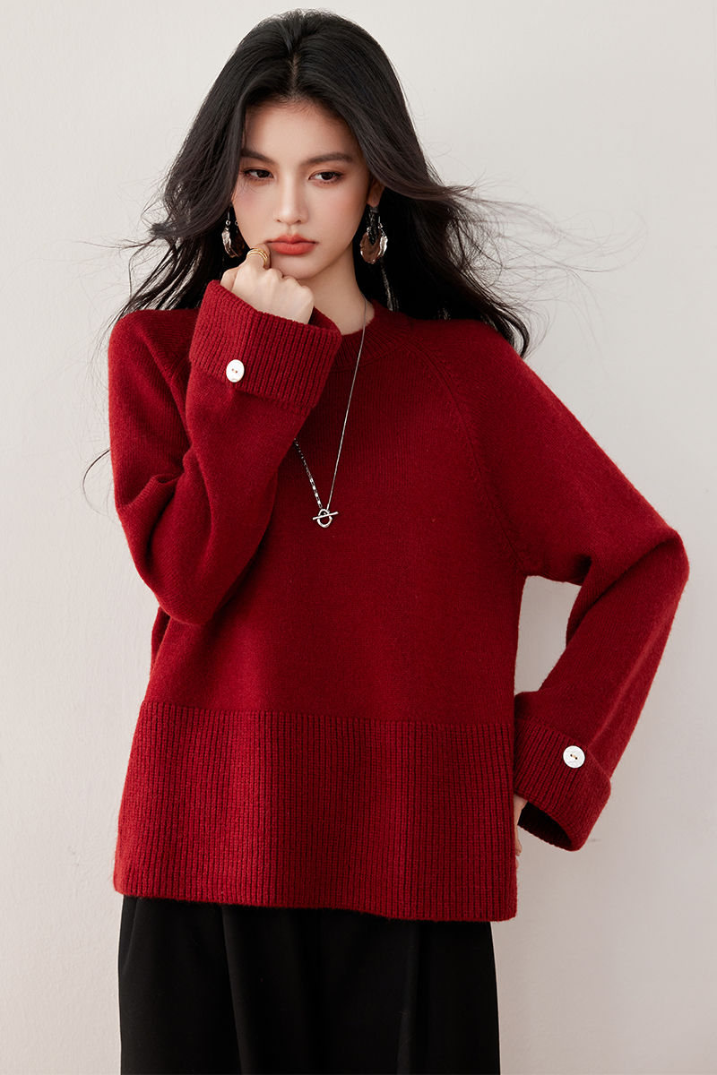 Knitted sweater bottoming shirt for women