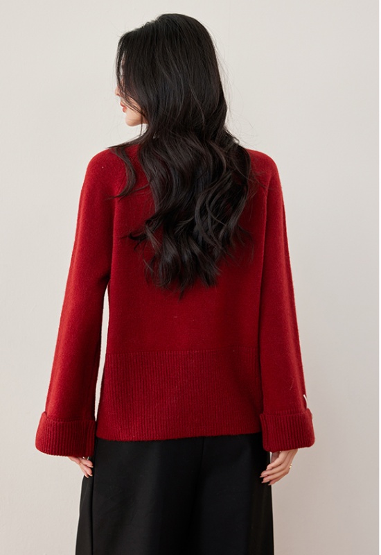 Knitted sweater bottoming shirt for women