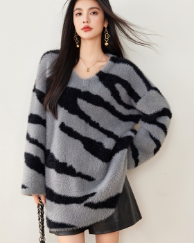 Temperament V-neck loose fluffy lazy long sleeve tops