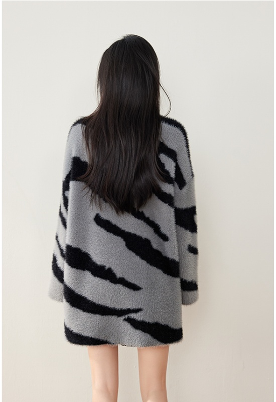 Temperament V-neck loose fluffy lazy long sleeve tops