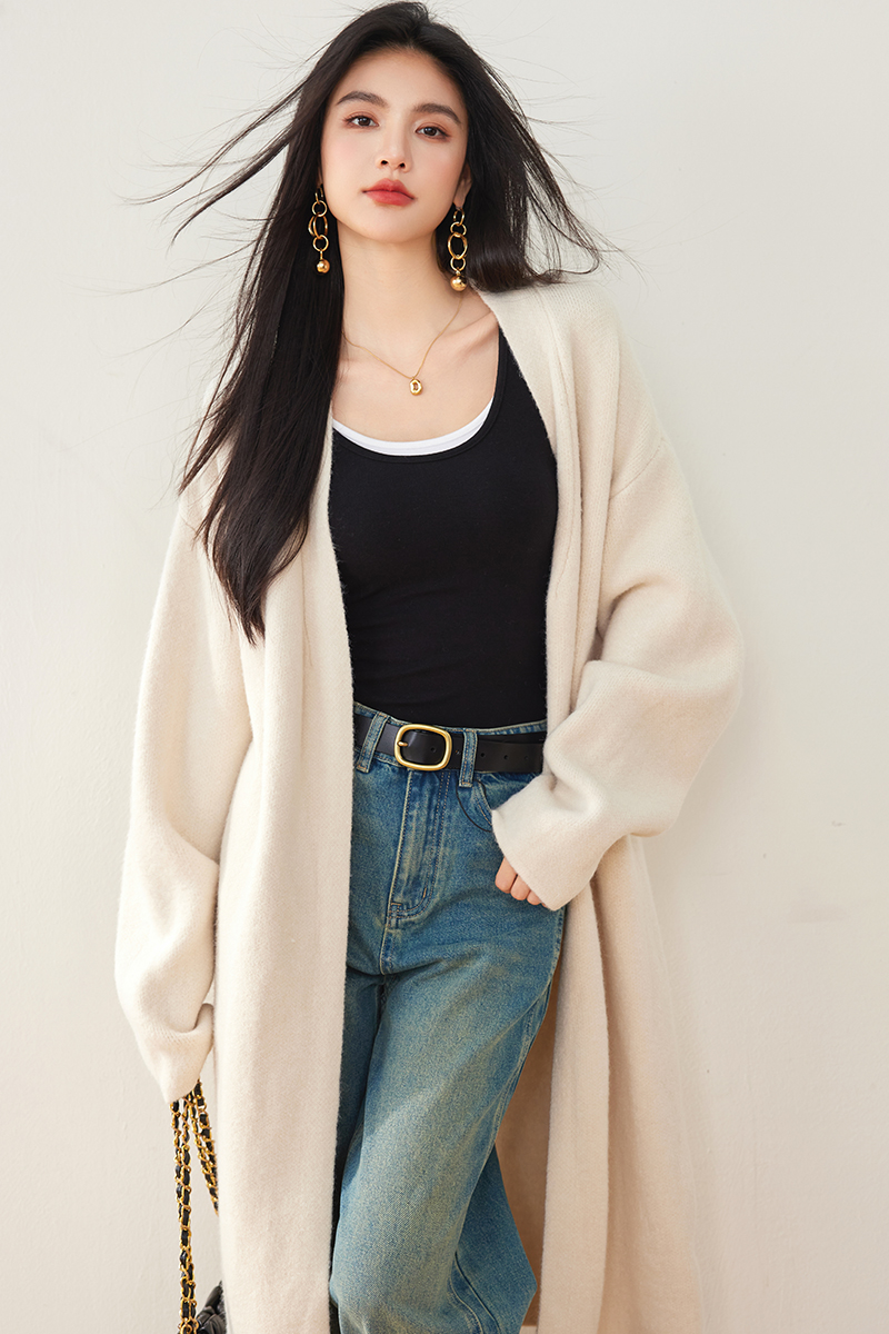 Knitted long sweater loose V-neck tops