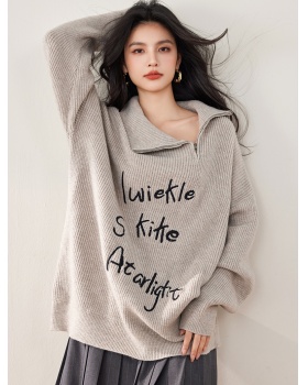 Letters long thick embroidery zip lazy lapel sweater