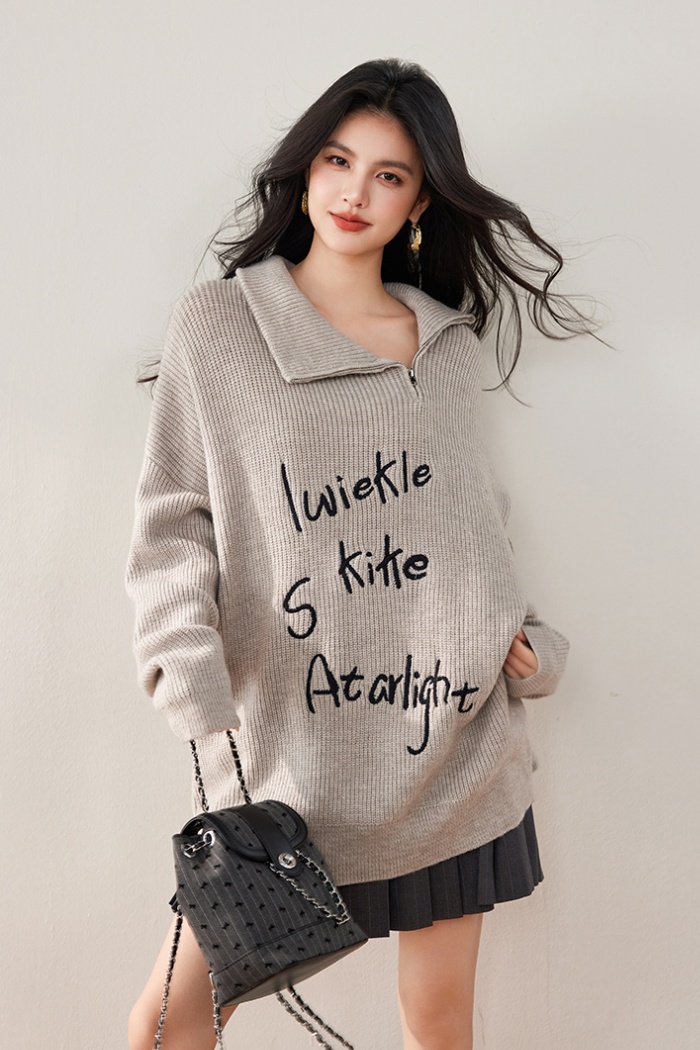 Letters long thick embroidery zip lazy lapel sweater