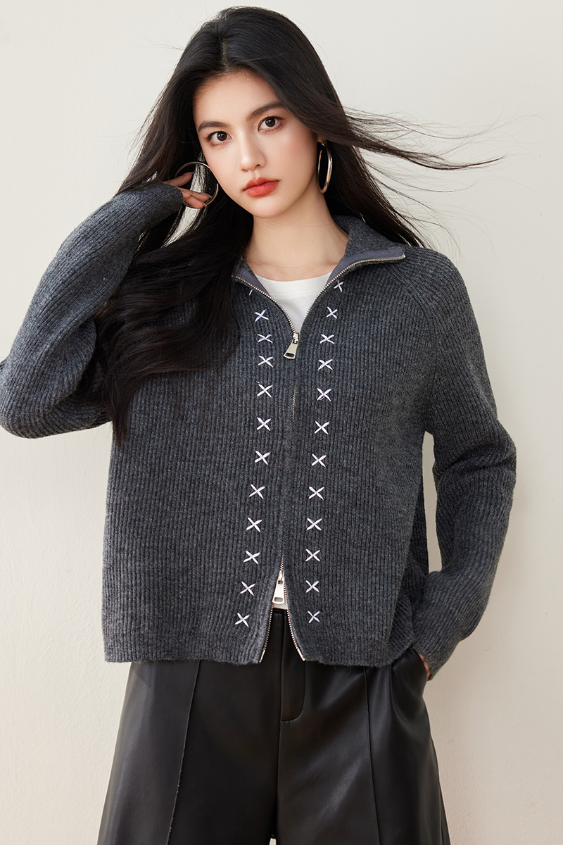 Knitted cardigan autumn and winter sweater for women