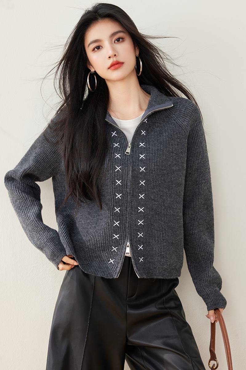 Knitted cardigan autumn and winter sweater for women