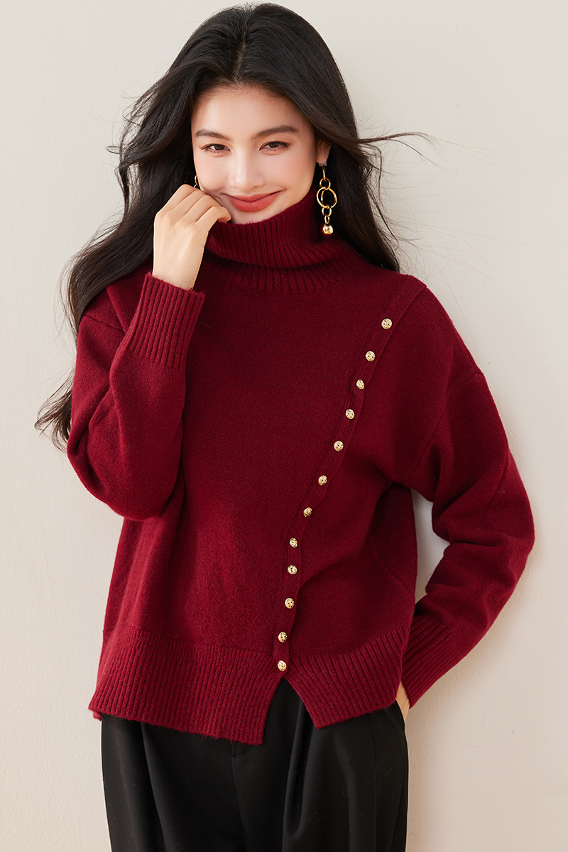 Simple buckle asymmetry high collar art sweater