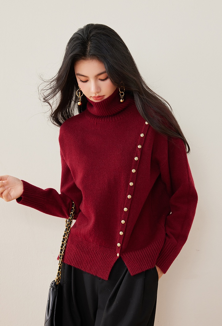 Simple buckle asymmetry high collar art sweater