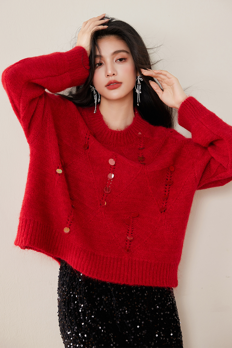 Red winter sequins round neck long sleeve sweater for women