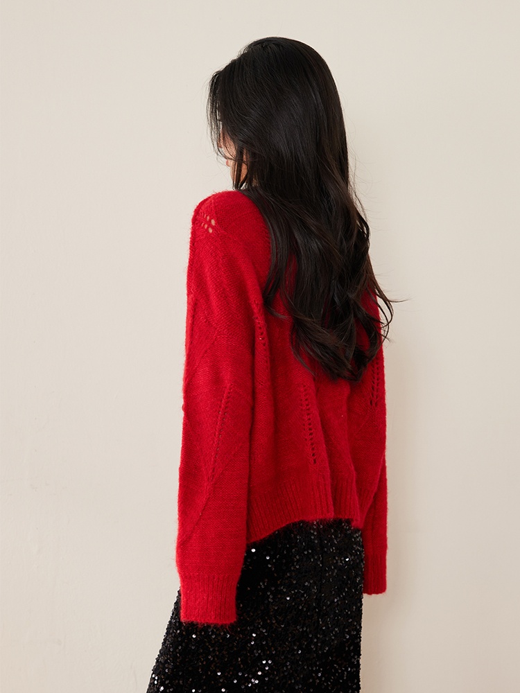 Red winter sequins round neck long sleeve sweater for women