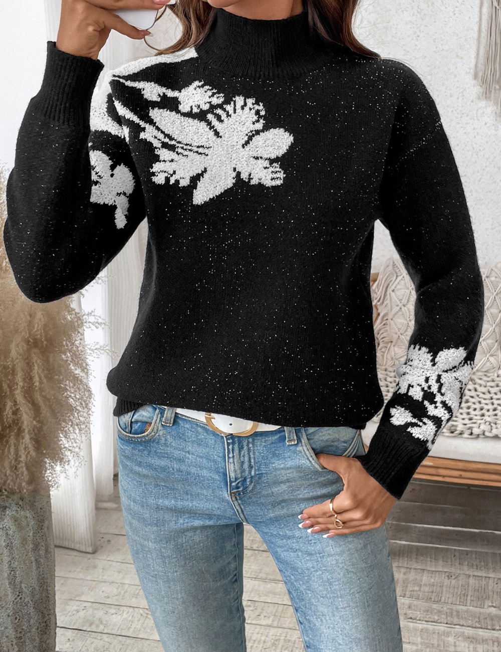 Pattern European style black flowers sweater for women