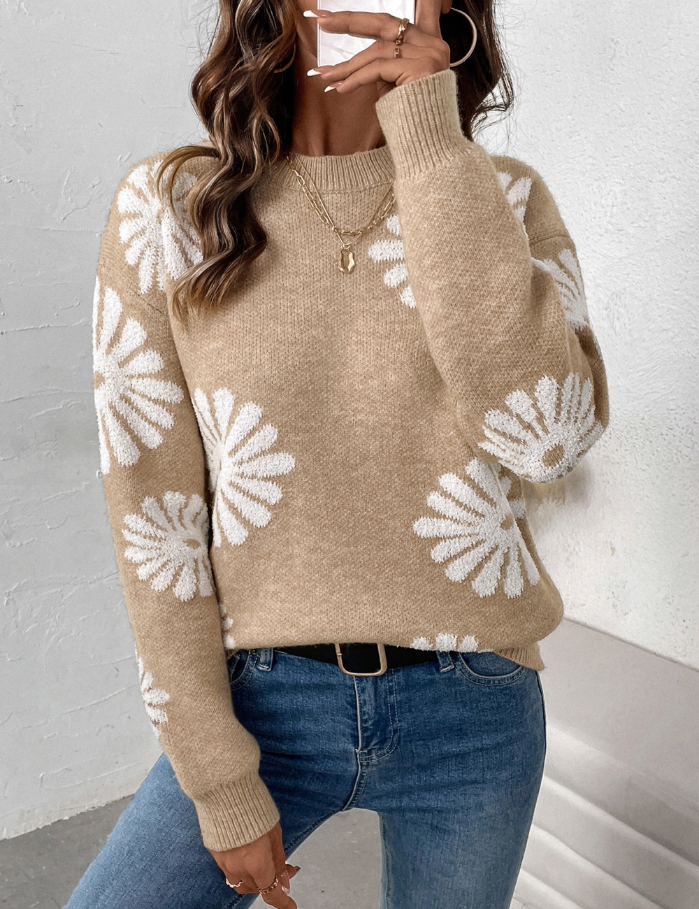 Autumn and winter European style flowers loose round neck sweater