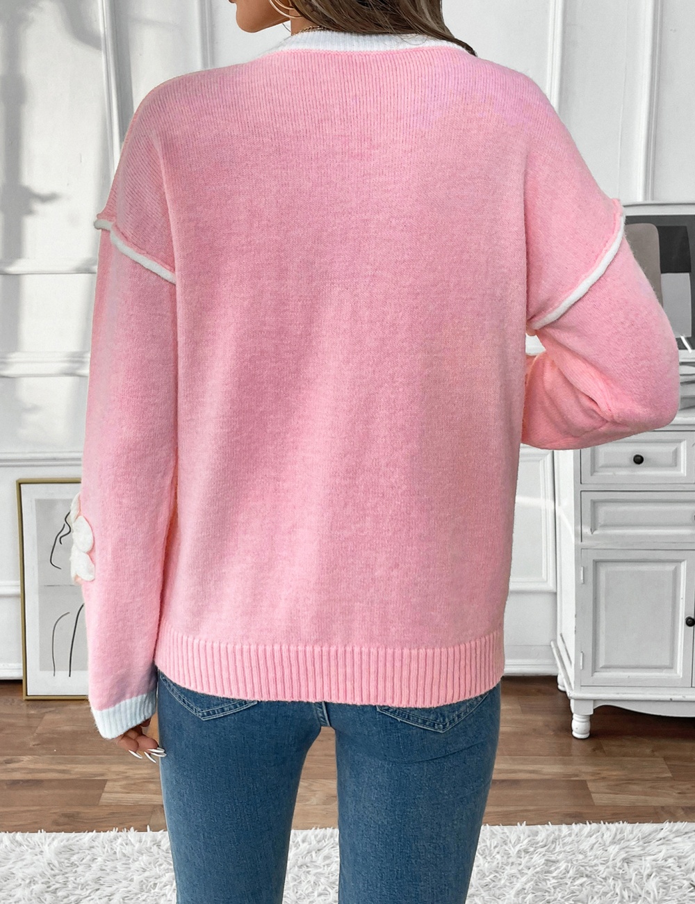 V-neck European style long sleeve pink sweater for women