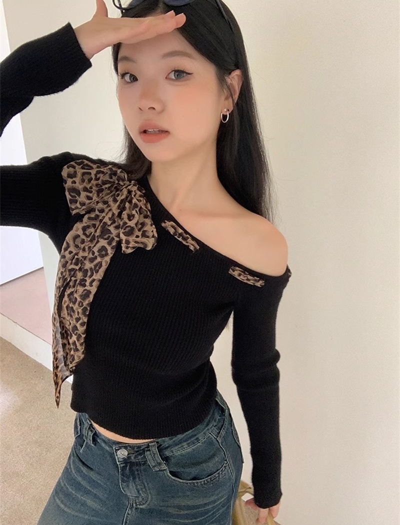 Lazy sloping shoulder autumn and winter sweater for women