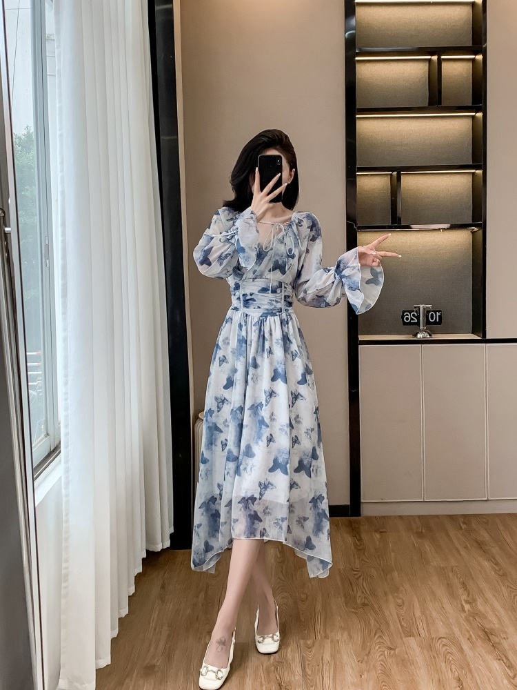 Pinched waist dress lotus sleeve long dress