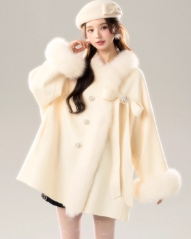 Fox fur woolen gray wool short white coat