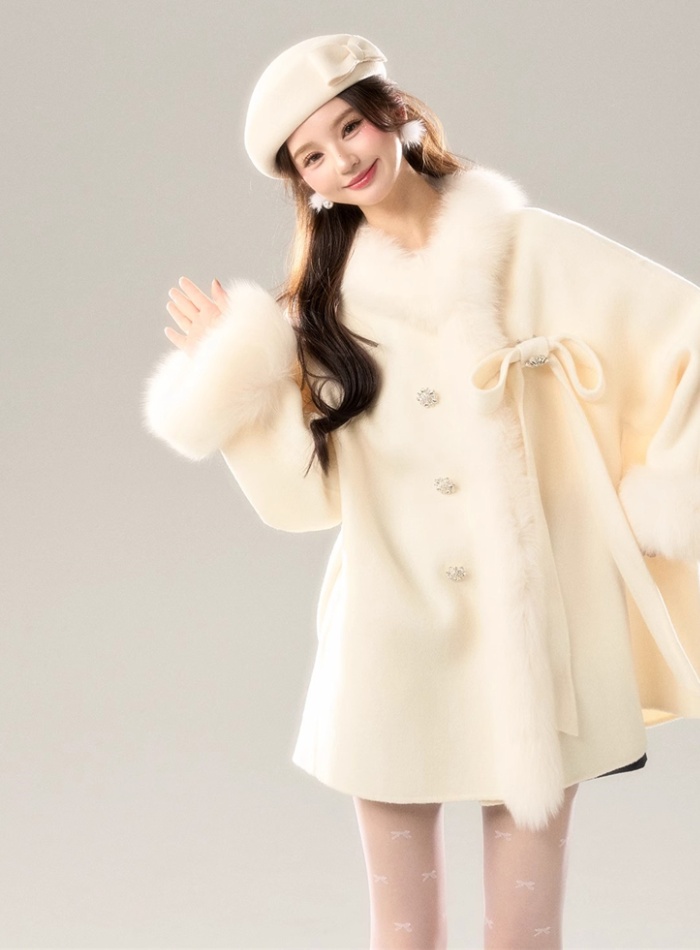 Fox fur woolen gray wool short white coat