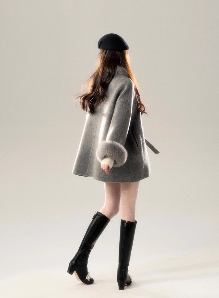 Fox fur woolen gray wool short white coat