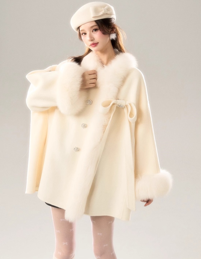 Fox fur woolen gray wool short white coat