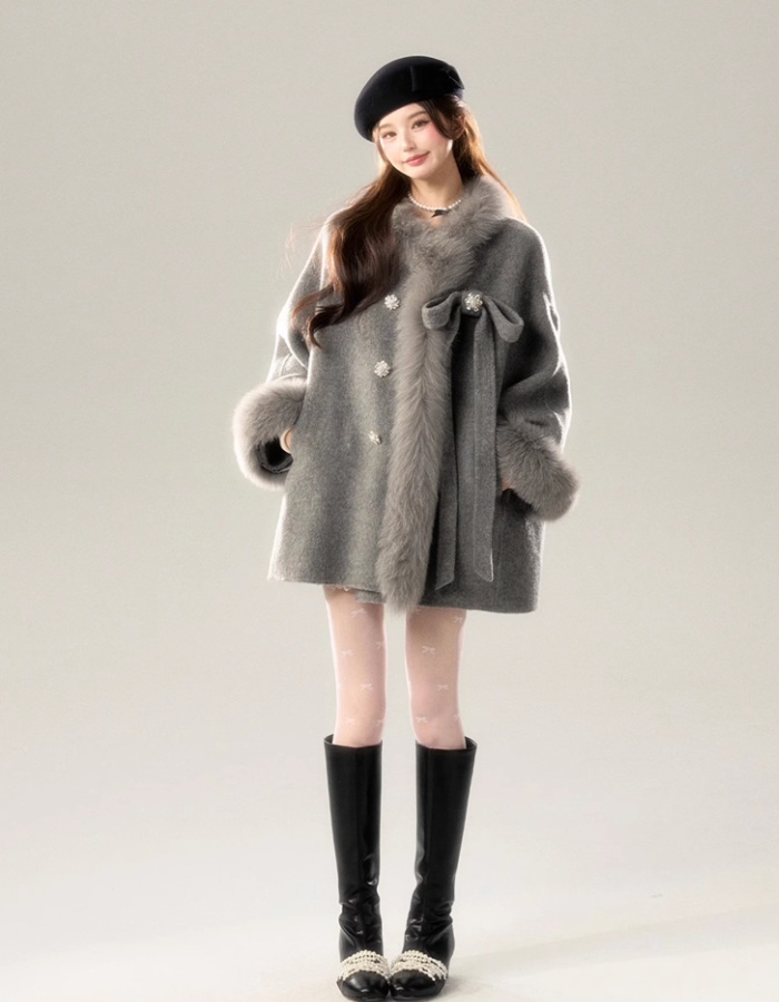 Fox fur woolen gray wool short white coat