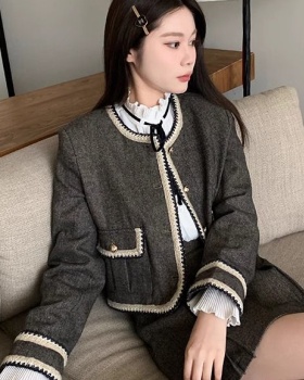 Show young chanelstyle maiden retro jacket