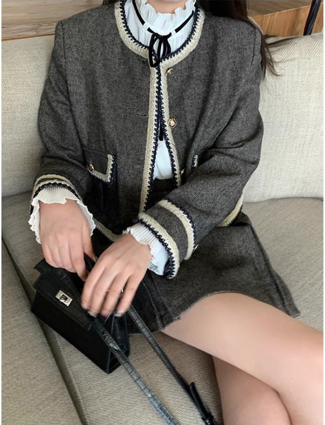 Show young chanelstyle maiden retro jacket