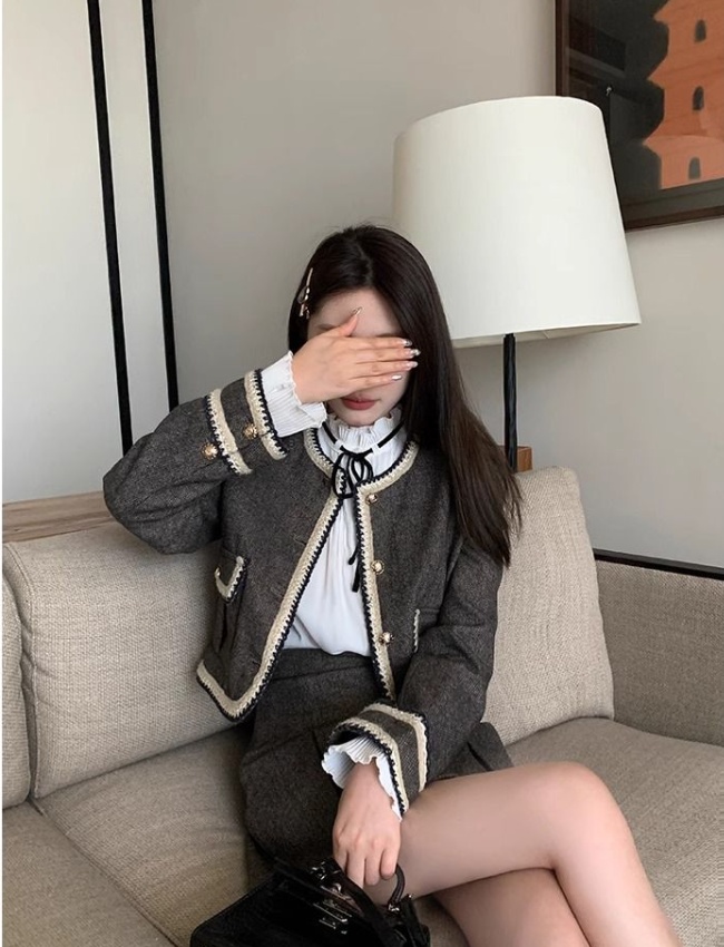 Show young chanelstyle maiden retro jacket