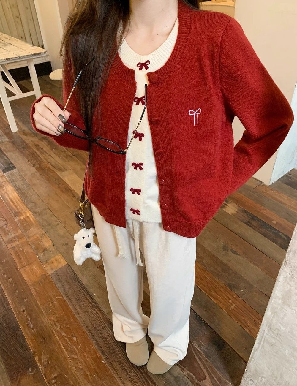 Pseudo-two red bow coat cashmere embroidery show young sweater