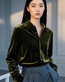 Light luxury velvet shirt green retro tops for women