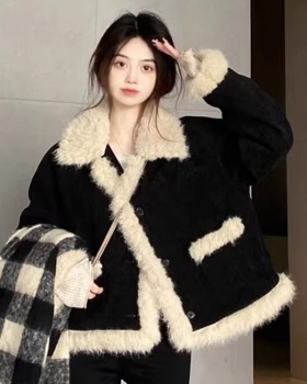 Winter black fur coat lambs wool plush tops for women