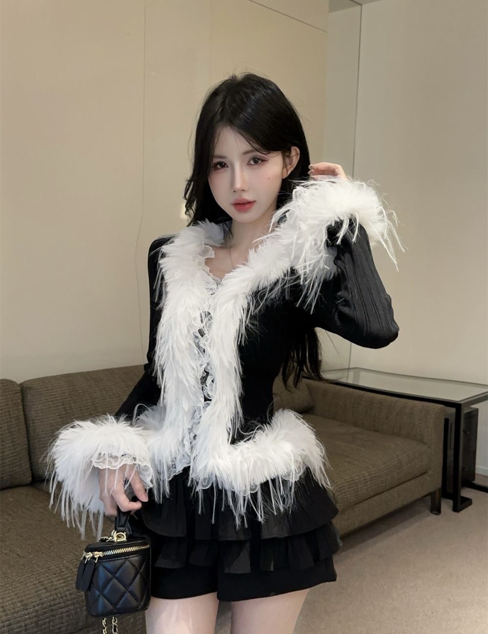 Lace splice V-neck coat enticement elmo winter tops