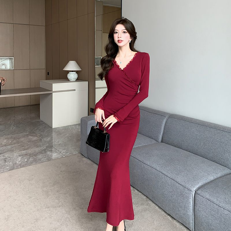 Long V-neck cashmere lace temperament sueding dress