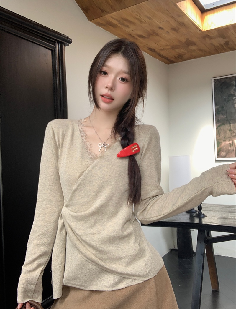 Autumn and winter irregular long sleeve knitted tops