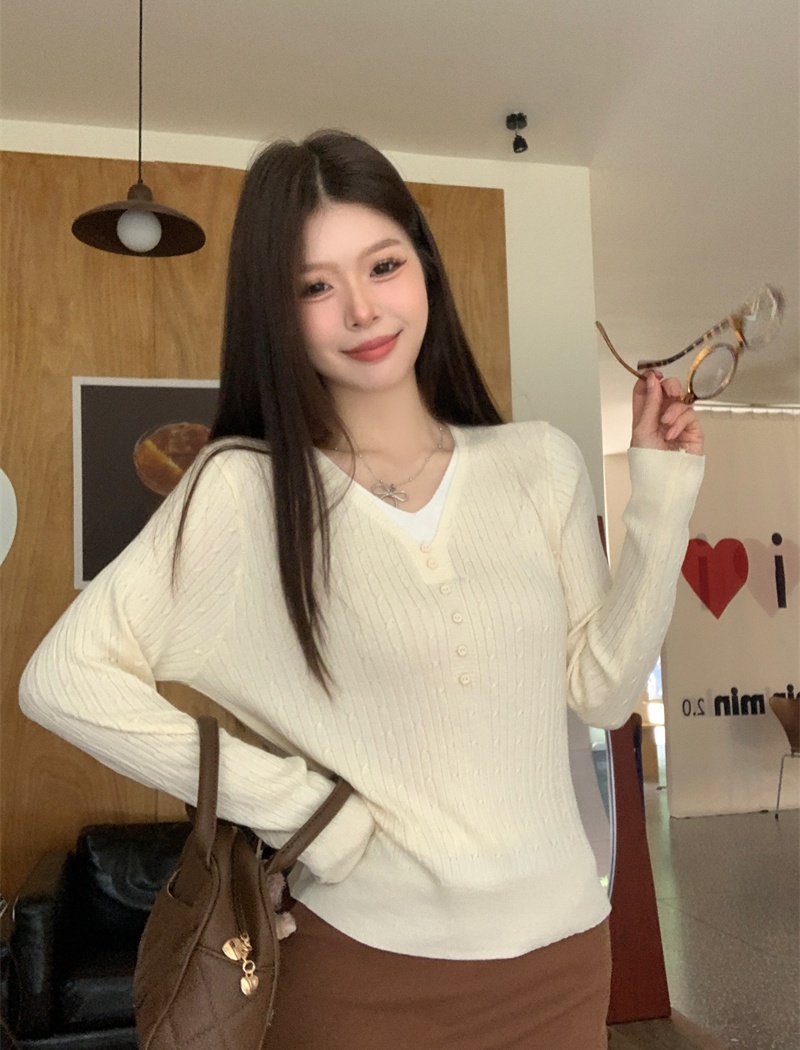 Knitted lazy tops V-neck twist bottoming shirt for women